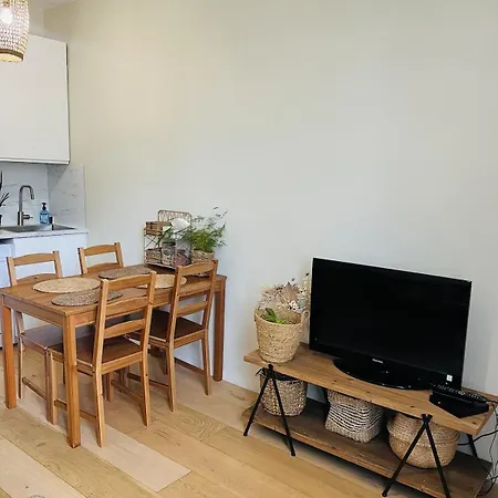 Chez Celia Apartment