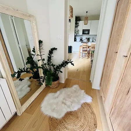 Chez Celia Apartment *